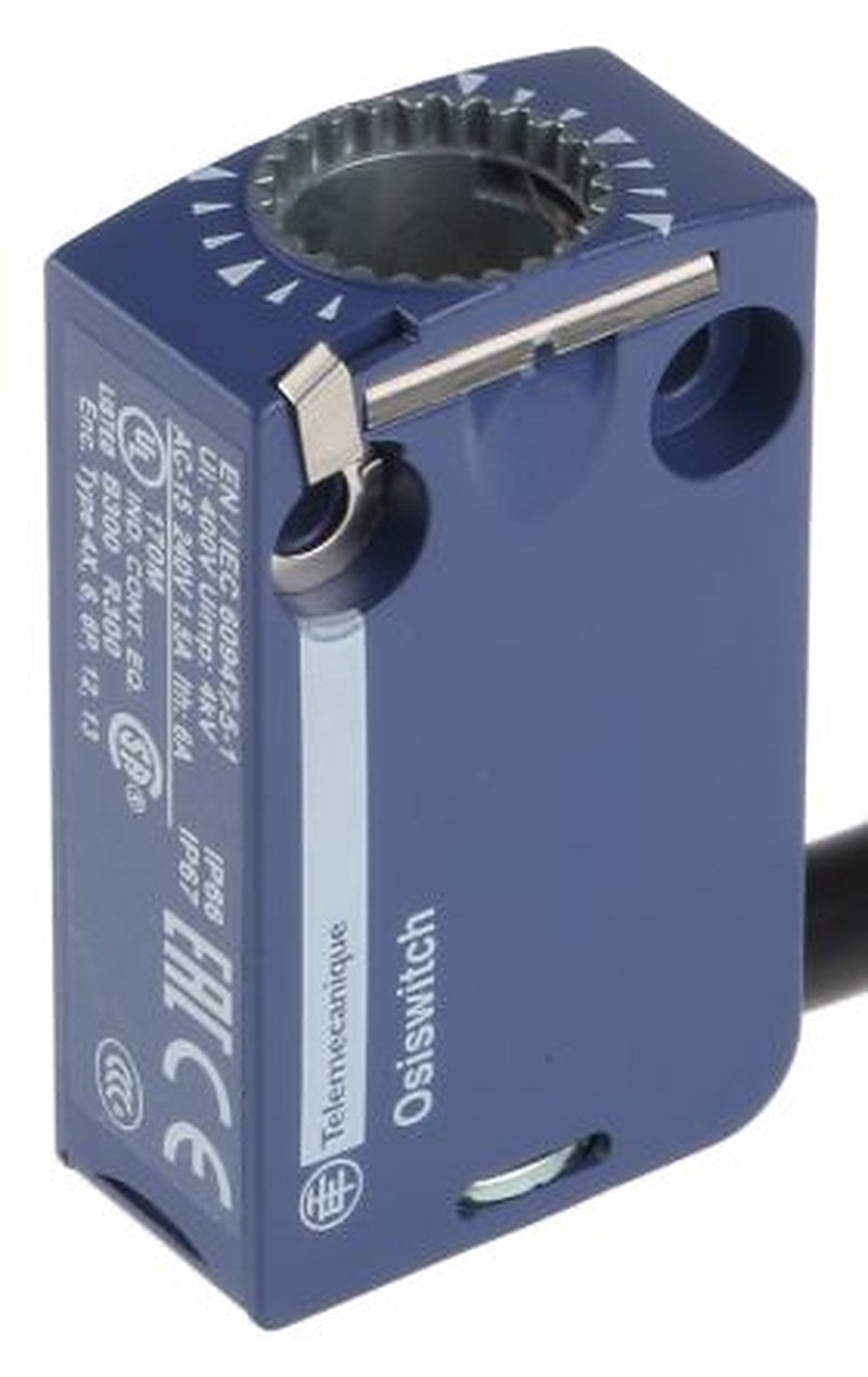 Telemecanique Sensors OsiSense XC Series Limit Switch, 1 NO/1 NC, IP66, Zinc Alloy Housing, 240V